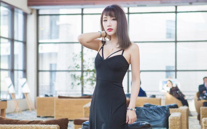巴音郭楞蒙古私人伴游罗沁