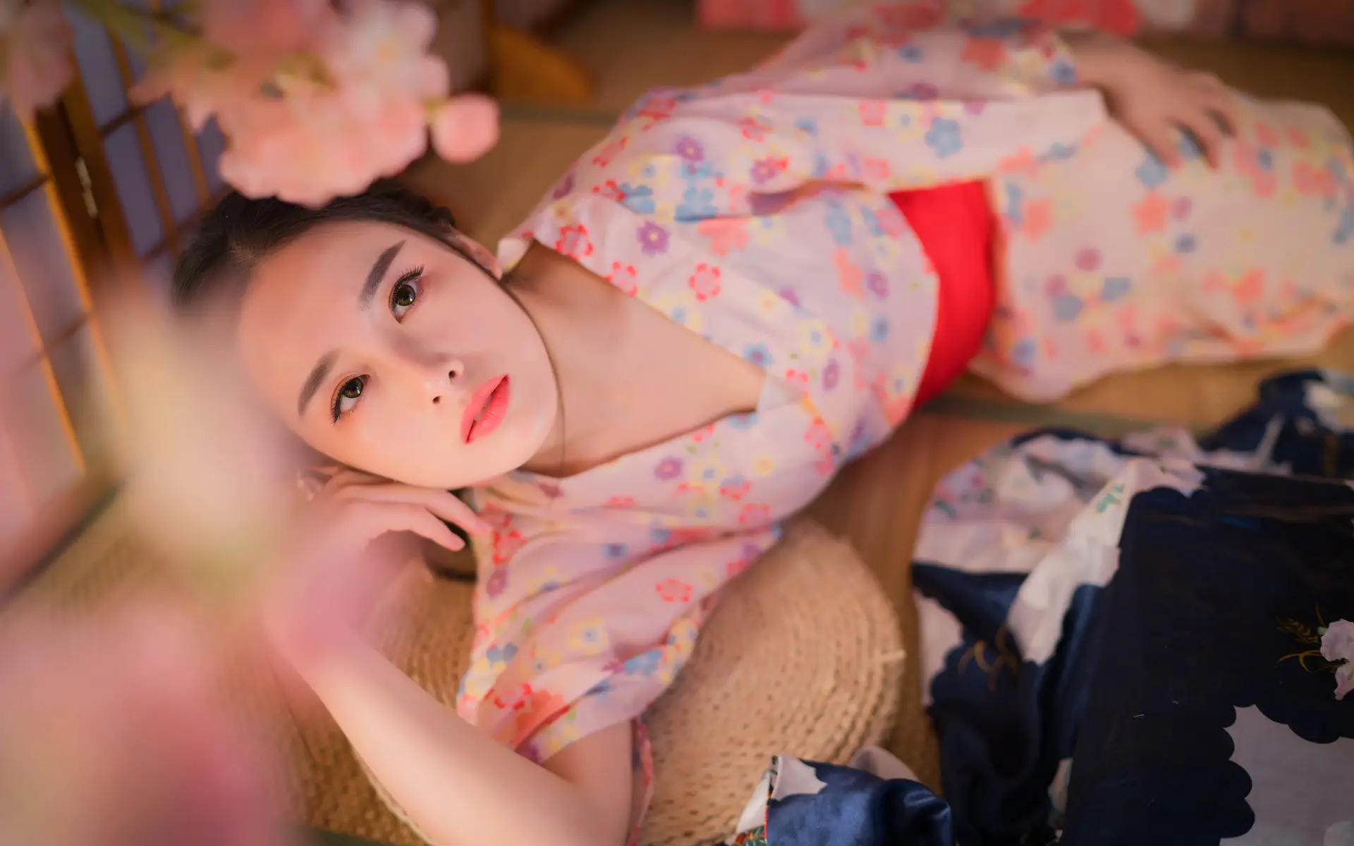 巴音郭楞蒙古广州商务伴游护士小琴的全部个人真实资料