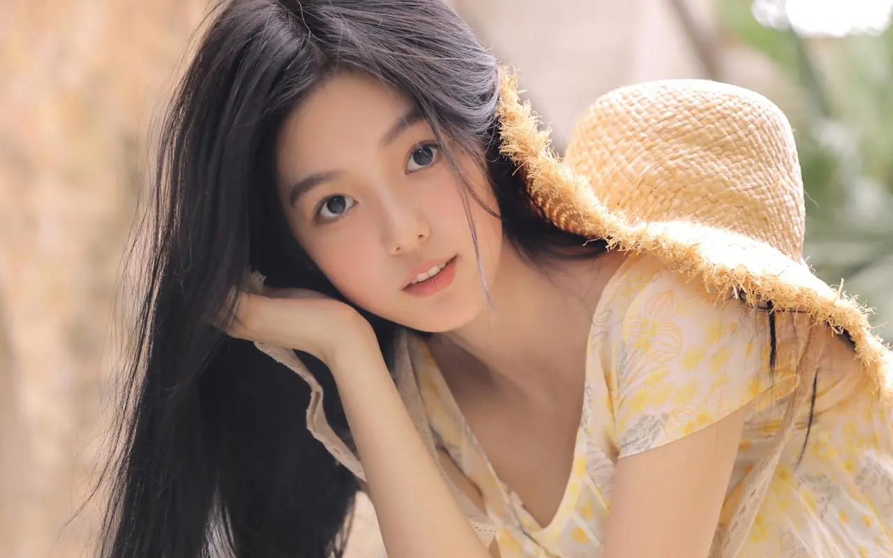 巴音郭楞蒙古辽阳伴游赵媛