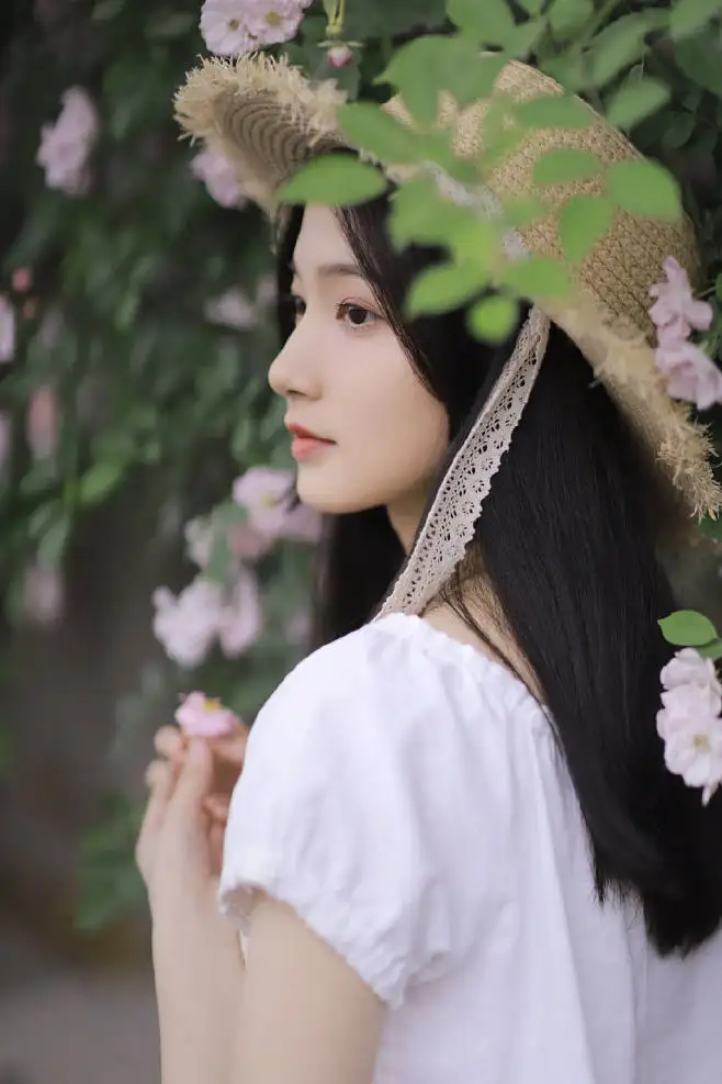 巴音郭楞蒙古喀什私人伴游李菲儿