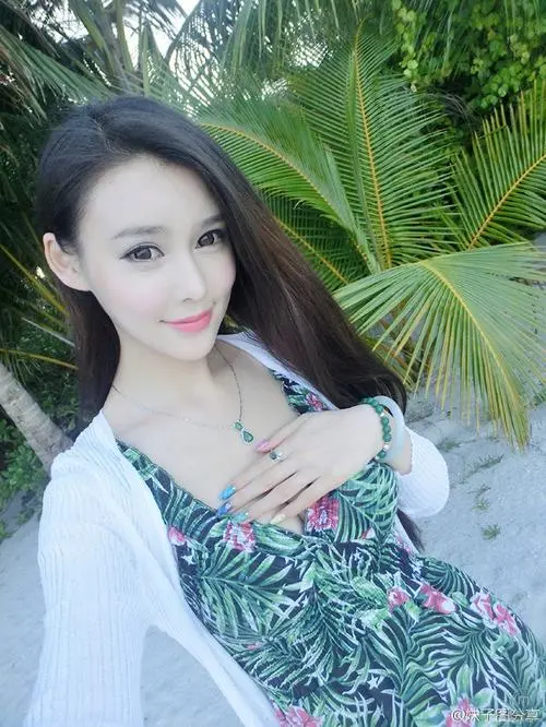 巴音郭楞蒙古柳州伴游张莉
